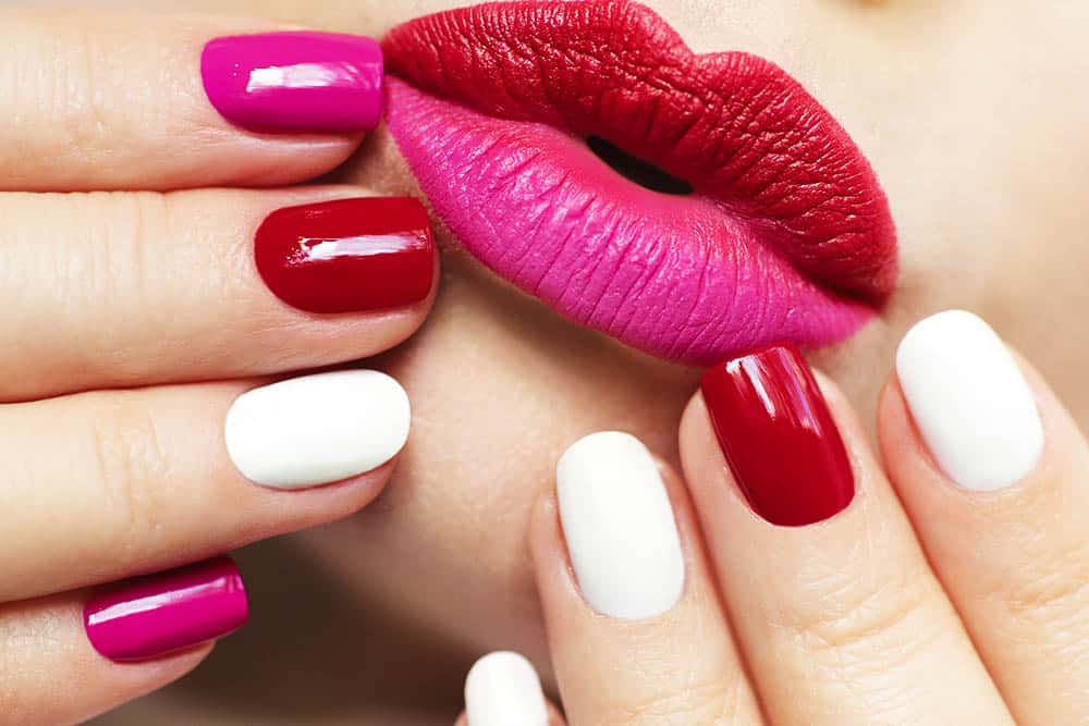 Despídete del esmalte sin esfuerzo con el mejor quitamanchas de uñas